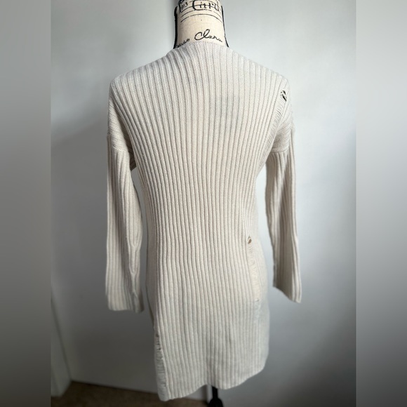 Sadie & Sage by Anthropologie cardigan distressed with pockets - Picture 5 of 11